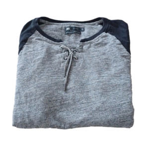 Le31 by Simons Grey and black long sleeve shirt size L